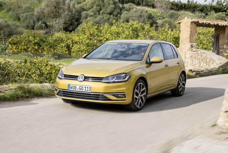  Volkswagen Golf TDI 5-Door 2017 года  (WW) (фото 8 из 41)
